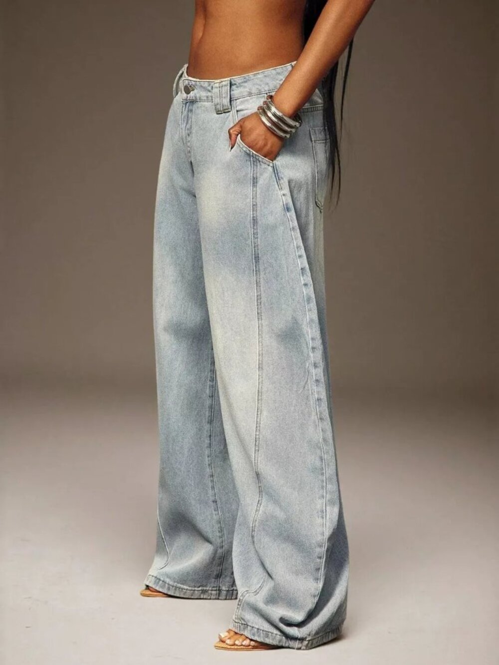 Washed Wide Leg Jeans - Picture 4 of 6